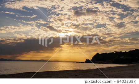 Winter on the Miura coast in Miura City, Kanagawa Prefecture, on the Shonan Miura Peninsula 84022387