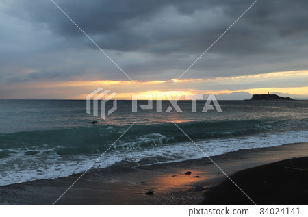 End of surfing 84024141