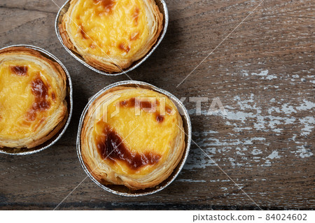 Pasteis de belem, typical pasteis de nata from portugal 84024602
