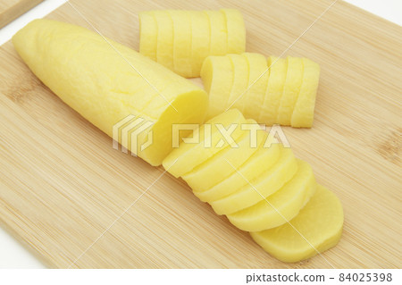 Cut Takuan 84025398
