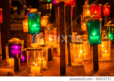 Fantastic candle monuments, orange candles, candle lights Fantastic candle monuments, orange candles, candle lights 84025732