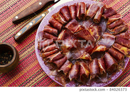 Beef cured and spice,basturma 84026373