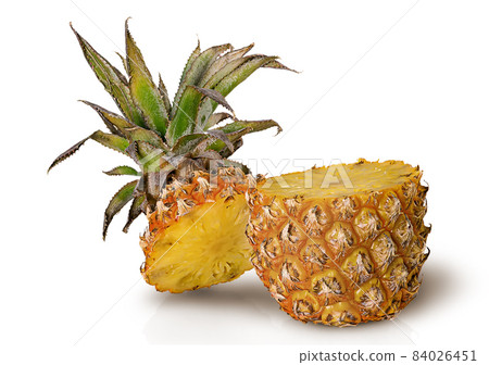 Cut in half pineapple isolated on white 84026451
