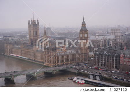 Big ben in London 84027110