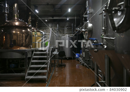 plant for the production of alcoholic beer hops malt plant for the production of alcoholic beer hops malt 84030902