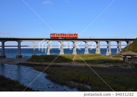 Abu Town Sightseeing Spot San-In Line Famous Place Sogogawa Bridge Local Railcar Abu Town Sightseeing Spot San-In Line Famous Place Sogogawa Bridge Local Railcar 84031282