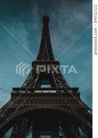 Eiffel Tower in Paris 84032322