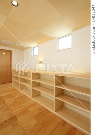 Designer's House Fashionable 2nd floor corridors and halls Designer's House Fashionable 2nd floor corridors and halls 84032344