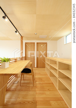 Designer's House Fashionable 2nd floor corridors and halls Designer's House Fashionable 2nd floor corridors and halls 84032345