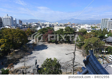 Scenery seen from the castle tower of Ogaki Castle (toward Sekigahara) 84032956