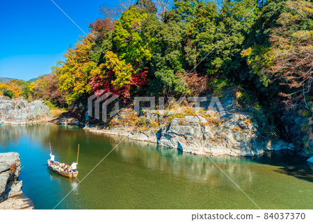 埼玉長瀞秋葉 84037370