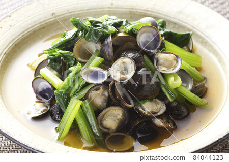 快煮淡水蛤蜊和芥末菠菜 15 84044123