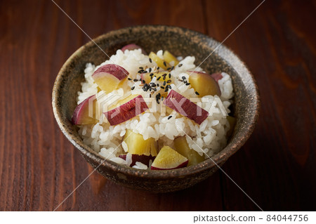 Sweet potato rice 84044756