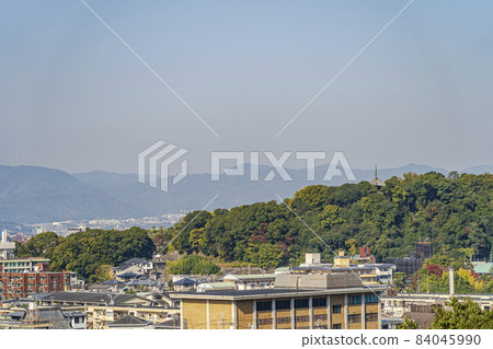 京都府京都市多寶戶鳥瞰京都善林寺(永觀堂)的風景 京都府京都市多寶戶鳥瞰京都善林寺(永觀堂)的風景 84045990
