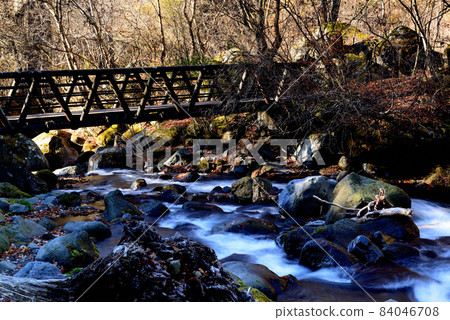 深秋的川俁河谷 深秋的川俁河谷 84046708