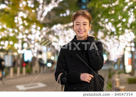 Female / Business Woman / Shopping Female / Business Woman / Shopping 84047354