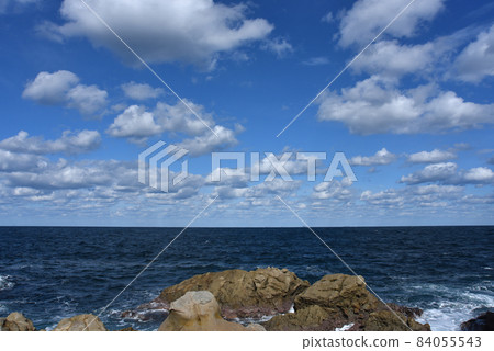 Wajima City Kasumigaura Coast 84055543