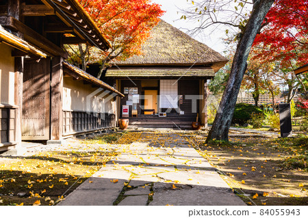 宮城明治村 秋色中的Tome Town武士住宅 84055943