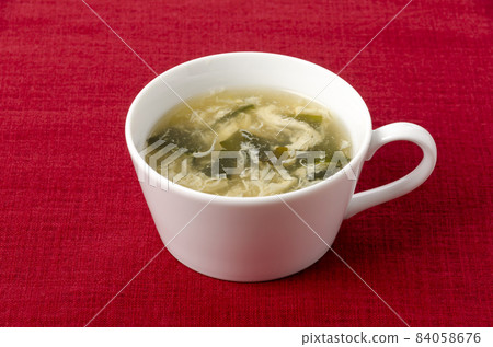 中式雞蛋裙帶菜湯 84058676