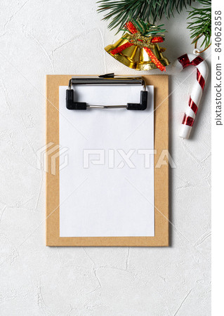 Christmas background top view holiday decoration Christmas background クリスマスバック Christmas background top view holiday decoration Christmas background クリスマスバック 84062858
