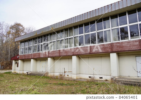 Otaru Municipal Suehiro Junior High School (closed) Otaru Municipal Suehiro Junior High School (closed) 84065401