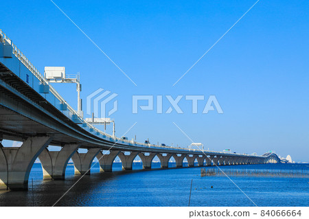 [Kisarazu City, Chiba Prefecture] Tokyo Wan Aqualine and blue sky scenery 84066664