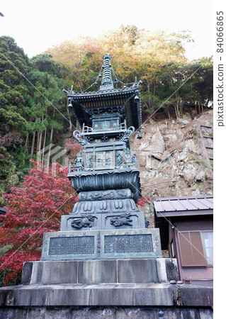 Treasure stamp tower of Oyamaji Temple, Kanagawa Prefecture 84066865
