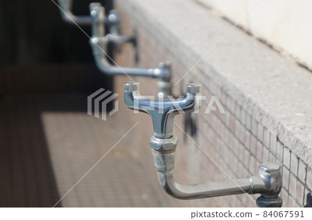 Pool water crew 3 Pool water crew 3 84067591