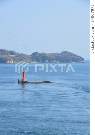 瀨戶內海紅燈塔（愛媛縣今治市博多島/博多町） 84067975