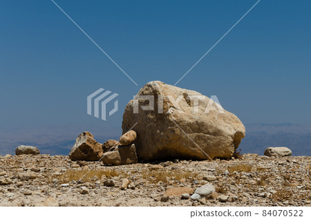 the area near the Qumran caves is a tourist place the area near the Qumran caves is a tourist place 84070522