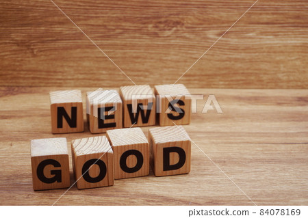 Fake News word alphabet letters on wooden background; Fake News word alphabet letters on wooden background; 84078169