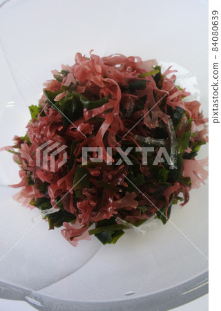 Seaweed salad Seaweed salad 84080639