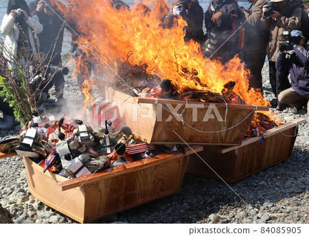 Hina Nagashibina Finale Awashima Shrine Wakayama Prefecture 84085905