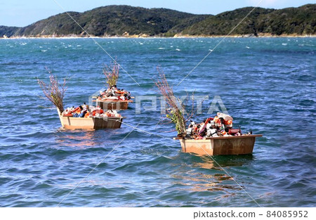 Doll Floating Festival Awashima Shrine Wakayama Prefecture 84085952