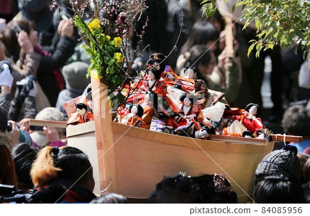 Doll Floating Festival Awashima Shrine Wakayama Prefecture 84085956