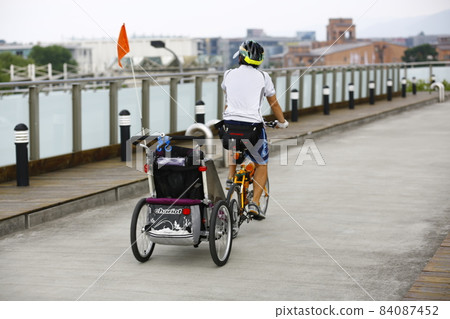 騎單車 騎單車 84087452