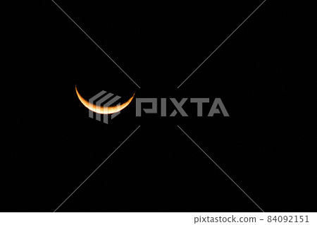 Hakushu-cho, Hokuto-shi, moon age 26.7, moon with a thin earthlight Hakushu-cho, Hokuto-shi, moon age 26.7, moon with a thin earthlight 84092151