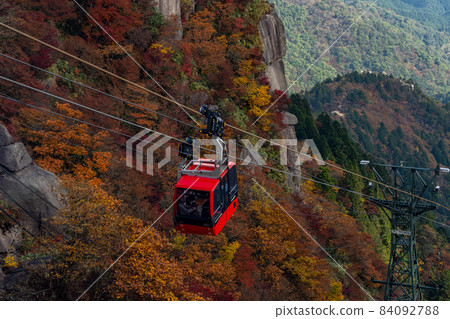 Autumn Gozaisho and surrounding scenery Autumn Gozaisho and surrounding scenery 84092788