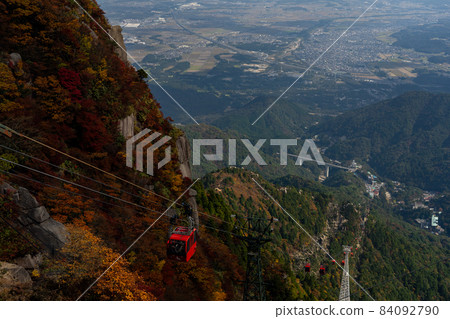 Autumn Gozaisho and surrounding scenery 84092790