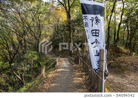 Historic Site Kanayama Castle Ruins Nishiyaguradai West Trench 84094542