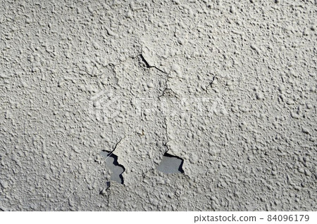 Floating and peeling of the outer wall Floating and peeling of the outer wall 84096179