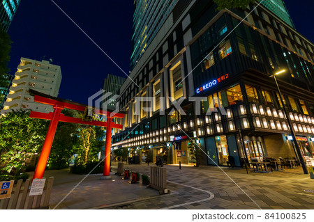 Tokyo Nihonbashi Muromachi cityscape Coredo Muromachi night view 84100825