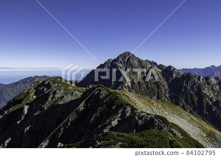 《富山縣北阿爾卑斯》從鶴御前眺望的鶴木山 84102795