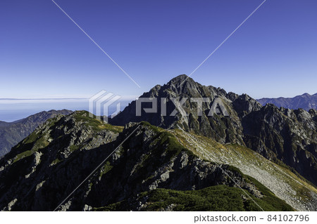 《富山縣北阿爾卑斯》從鶴御前眺望的鶴木山 84102796