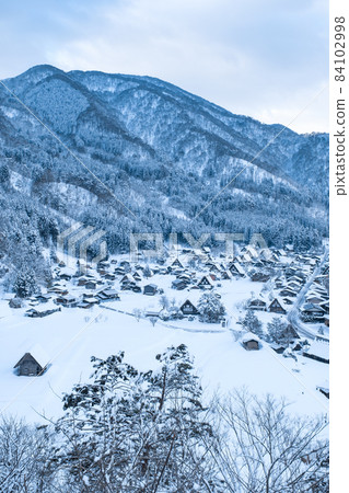 Shirakawago (winter) Shirakawago (winter) 84102998
