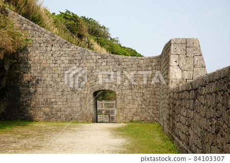 Urasoe Castle / Urasoe Castle 84103307