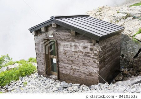 白馬山避難小屋 白馬山避難小屋 84103632