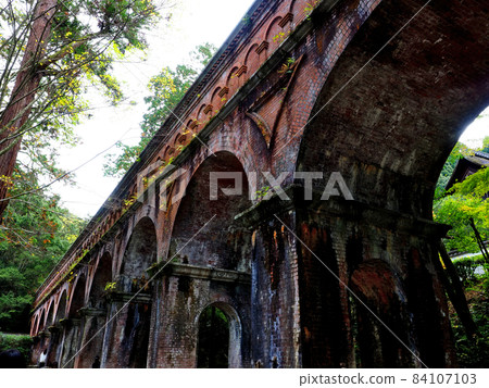 Kyoto / Nanzenji Temple / Autumn Suirokaku 84107103