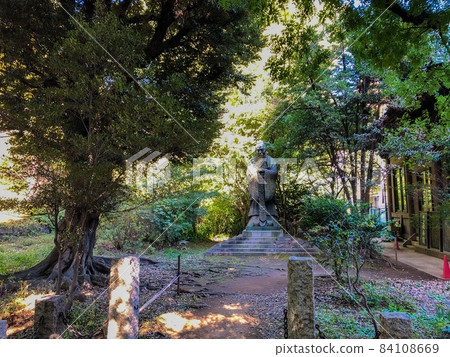 Confucius statue of Yushima Seido, Tokyo Confucius statue of Yushima Seido, Tokyo 84108669