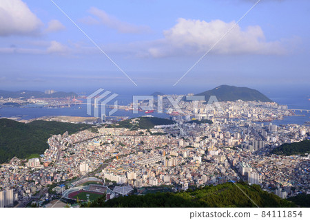 Busan Port view 84111854